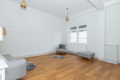furn 3.jpg