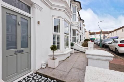 Connaught Terrace (32).jpg