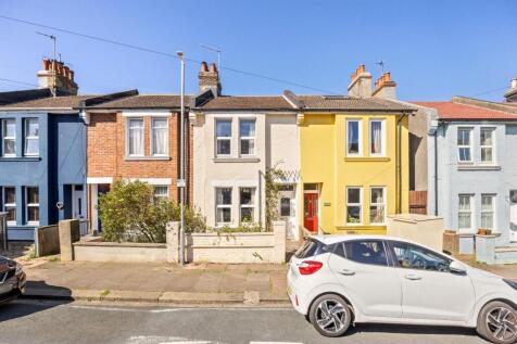Redvers Road, 69-023.jpg