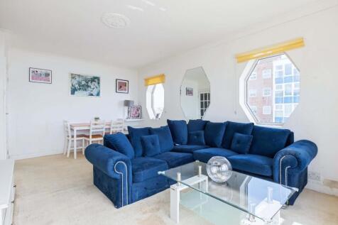 Langdale Court_10.jpg