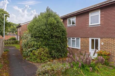 Juniper Close_15.jpg