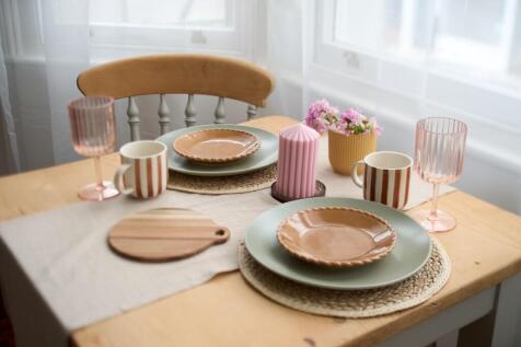 Table.jpg