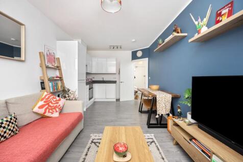 School Road_8_The Pinnacle_Flat 13-005.JPG