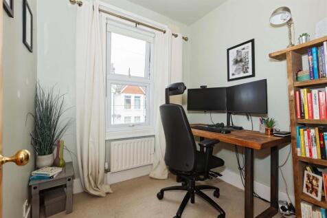 St Leonards Ave_19.jpg