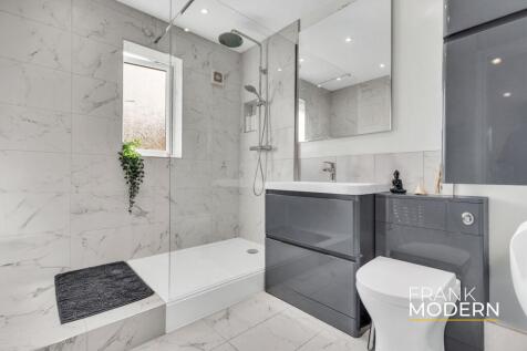 Bedroom One En-Suite