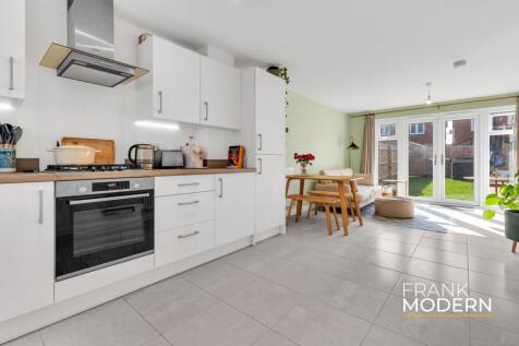 Living / Kitchen / Diner