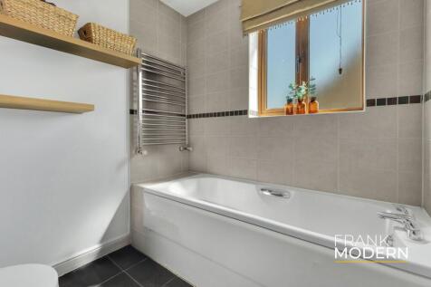 First Floor Bathroom