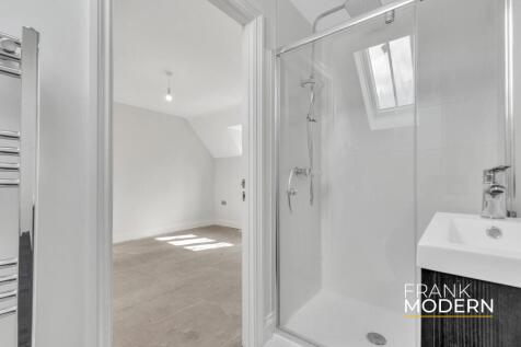 Bedroom One En-Suite