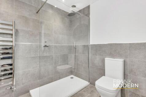 Bedroom Three En-Suite