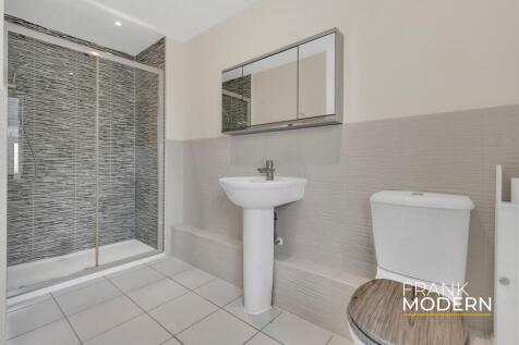 Bedroom One En-Suite