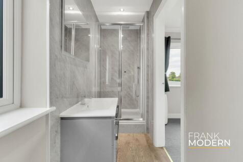 Bedroom Three En-Suite