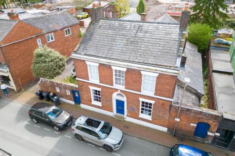 Ivy House