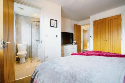 Bedroom One Ensuite