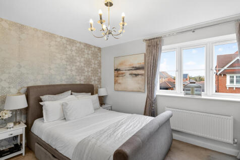 1equestraincourtlarge13