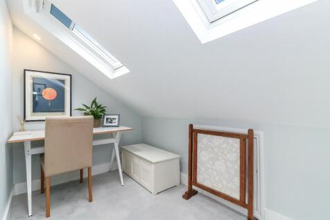 Office/bedroom 4