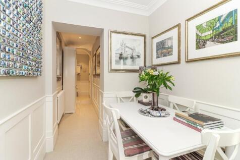 Dining room/hall