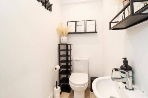Cloak room