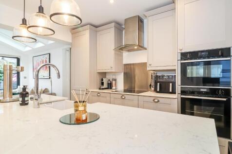 Kitchen/breakfast rm