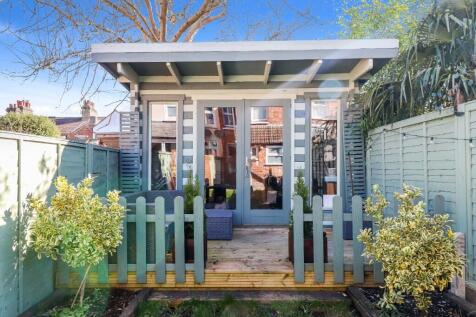 Garden room