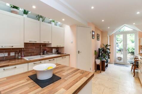 Kitchen/breakfast rm