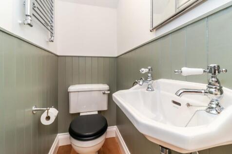 Cloak room