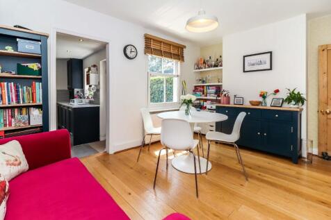Family/dining room