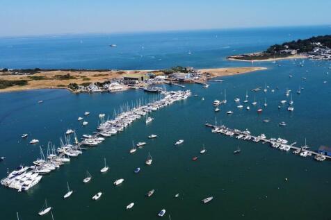 P211425_Bembridge Harbour aerial 310.jpg