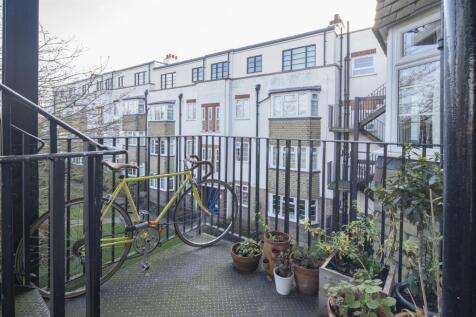 6_Howard_Court011.jpg