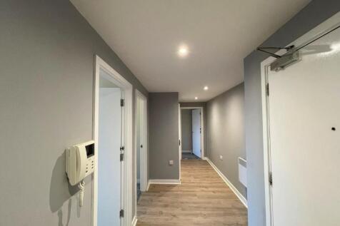 Hallway.jpg