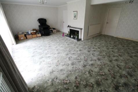 L Shaped Lounge/Dining Room