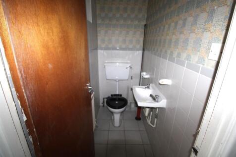 Downstairs Cloakroom