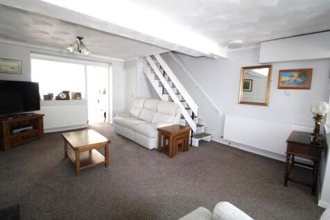 Spacious Lounge