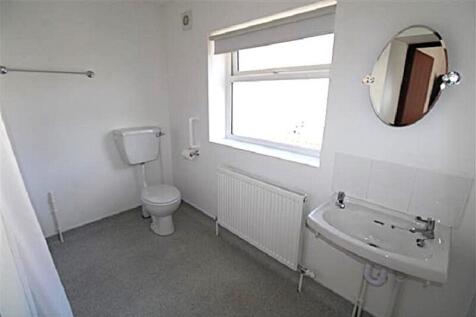 Spacious Wet Room