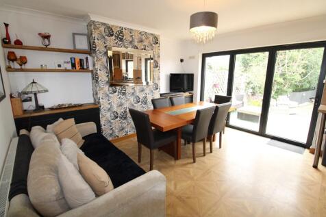 Dining/ Sitting Area