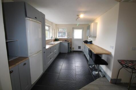 Open-Plan Kitchen/Breakfast Room