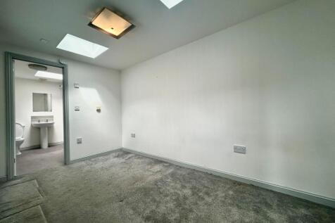 Bedroom New.jpg