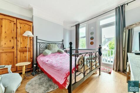 45 Langdale Gardens, BN3 4HL (3).jpg