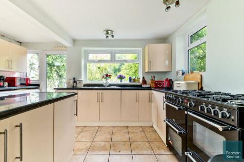 45 Langdale Gardens, BN3 4HL (9).jpg
