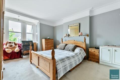 45 Langdale Gardens, BN3 4HL (17).jpg