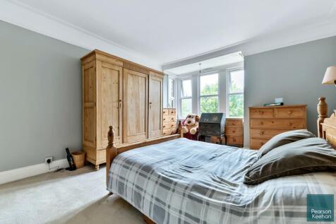 45 Langdale Gardens, BN3 4HL (18).jpg