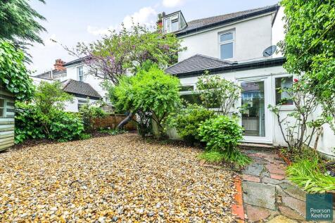 45 Langdale Gardens, BN3 4HL (22).jpg