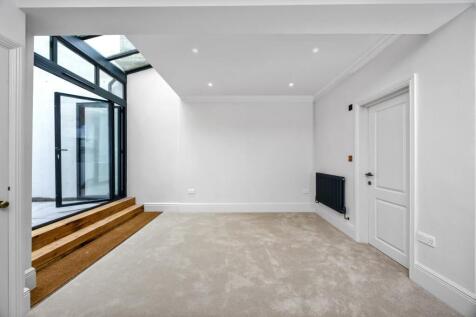 Brunswick Street West, 39-016.jpg