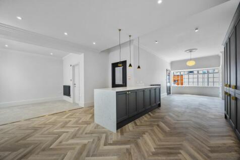 Brunswick Street West, 39-021.jpg