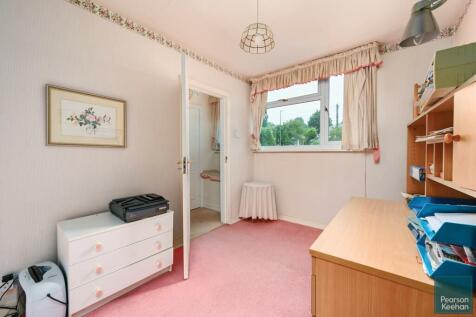 78 Shirley Drive, BN3 (15).jpg