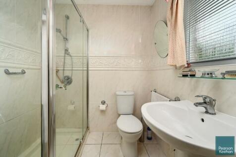 78 Shirley Drive, BN3 (2).jpg