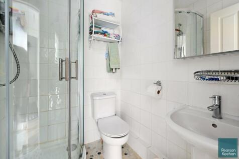 1st-floor-flt-7-college-terrace-bn2 (2).jpg