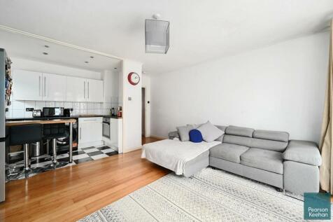 6 Dolphin court, Hove, Bn3 (8).jpg