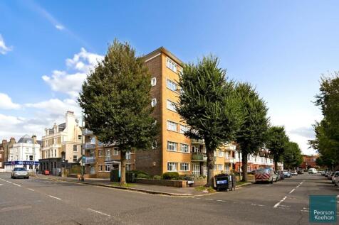 6 Dolphin court, Hove, Bn3 (13).jpg