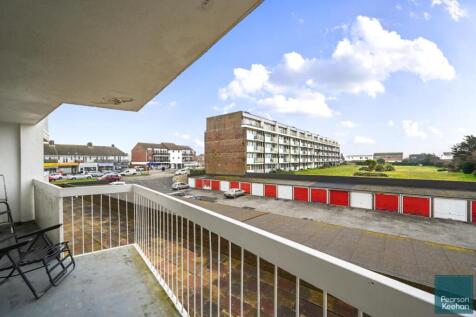 23 Pacific Court, Shoreham by Sea, BN43 (2).jpg