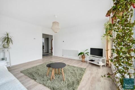 23 Pacific Court, Shoreham by Sea, BN43 (7).jpg